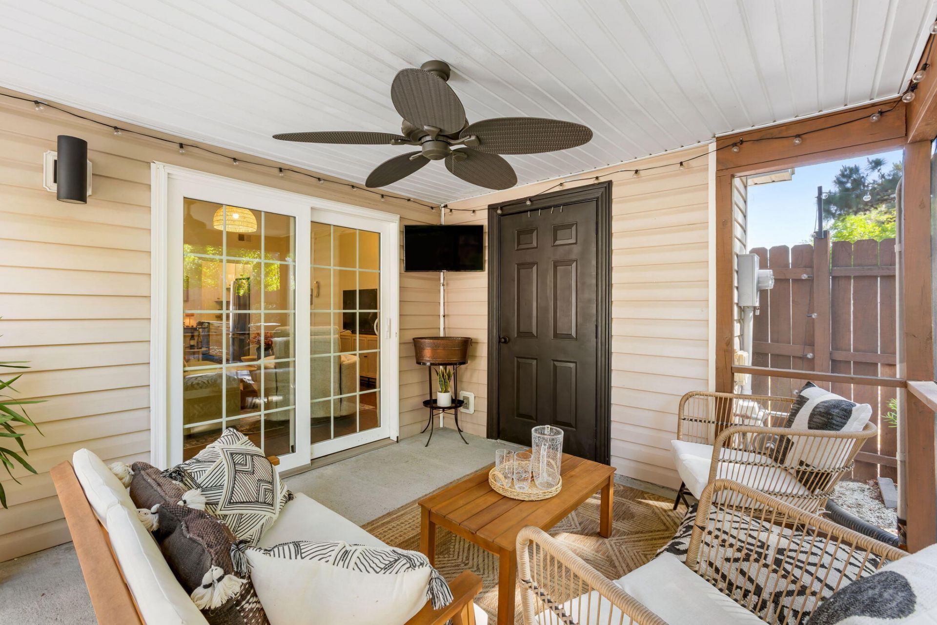 1323 Pinnacle Lane Photo 20