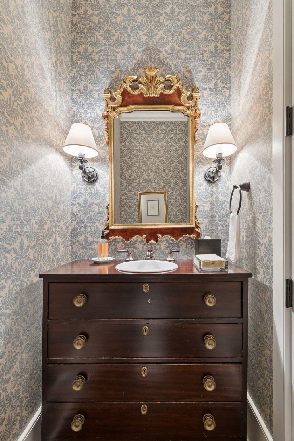 405 Seabreeze Lane Photo 10