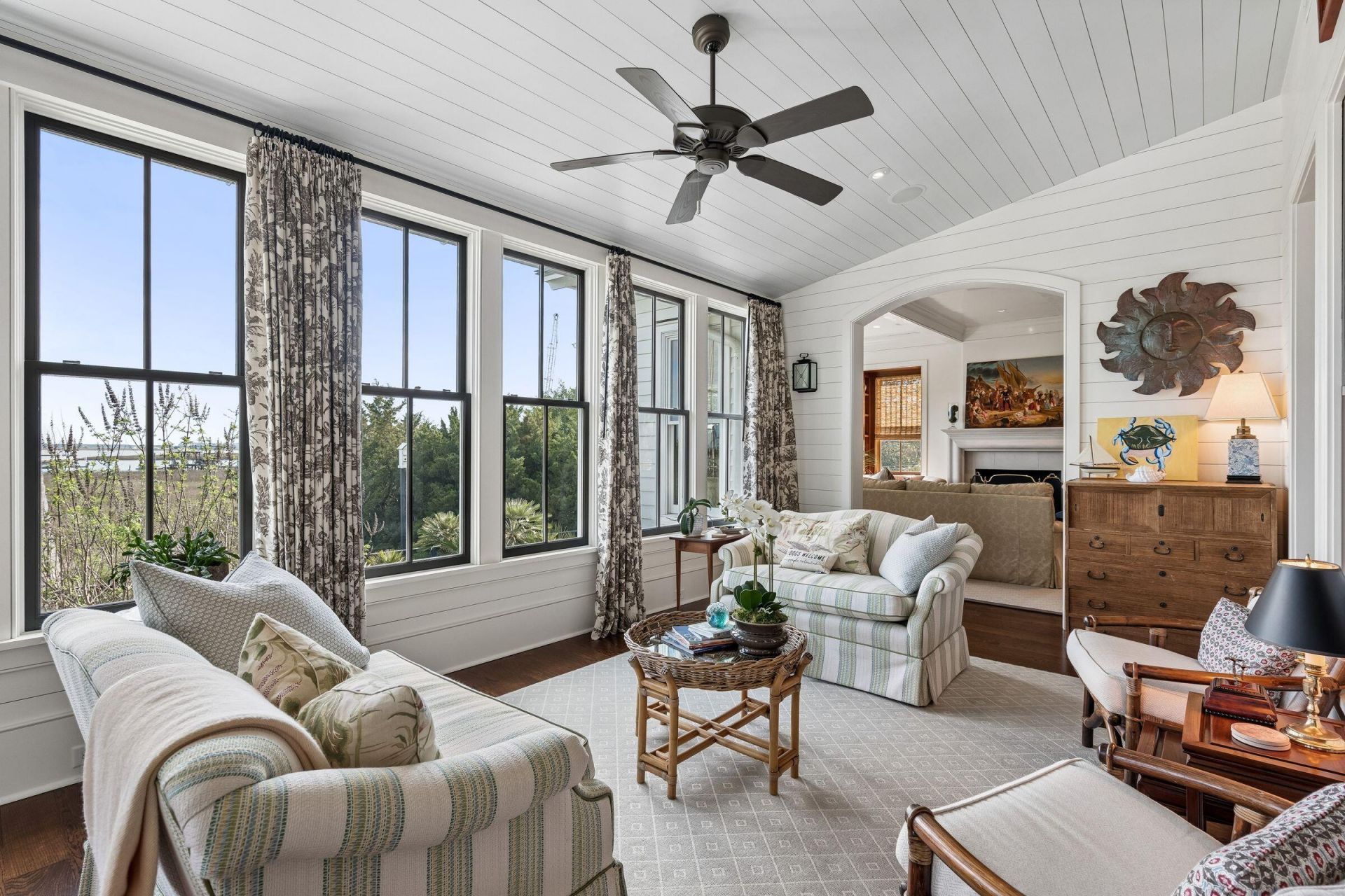 405 Seabreeze Lane Photo 15