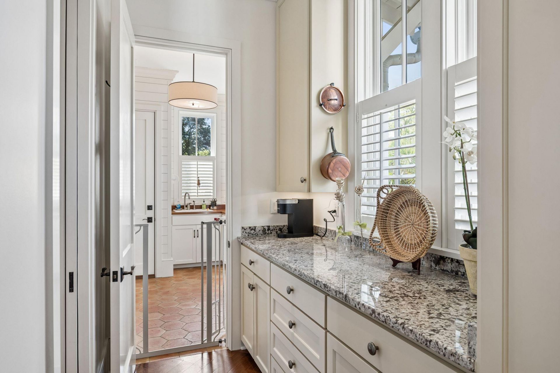 405 Seabreeze Lane Photo 19