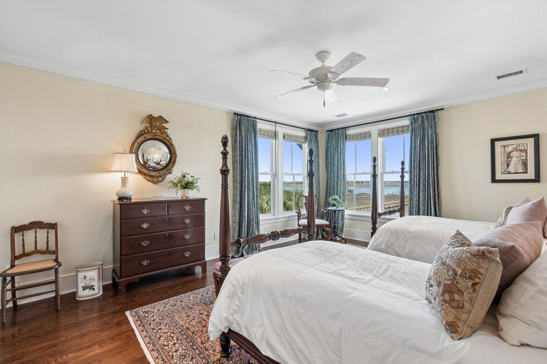 405 Seabreeze Lane Photo 34