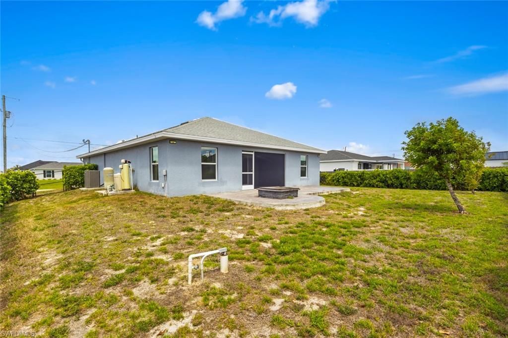 1319 NW 14th Pl, Cape Coral, FL 33993 Photo