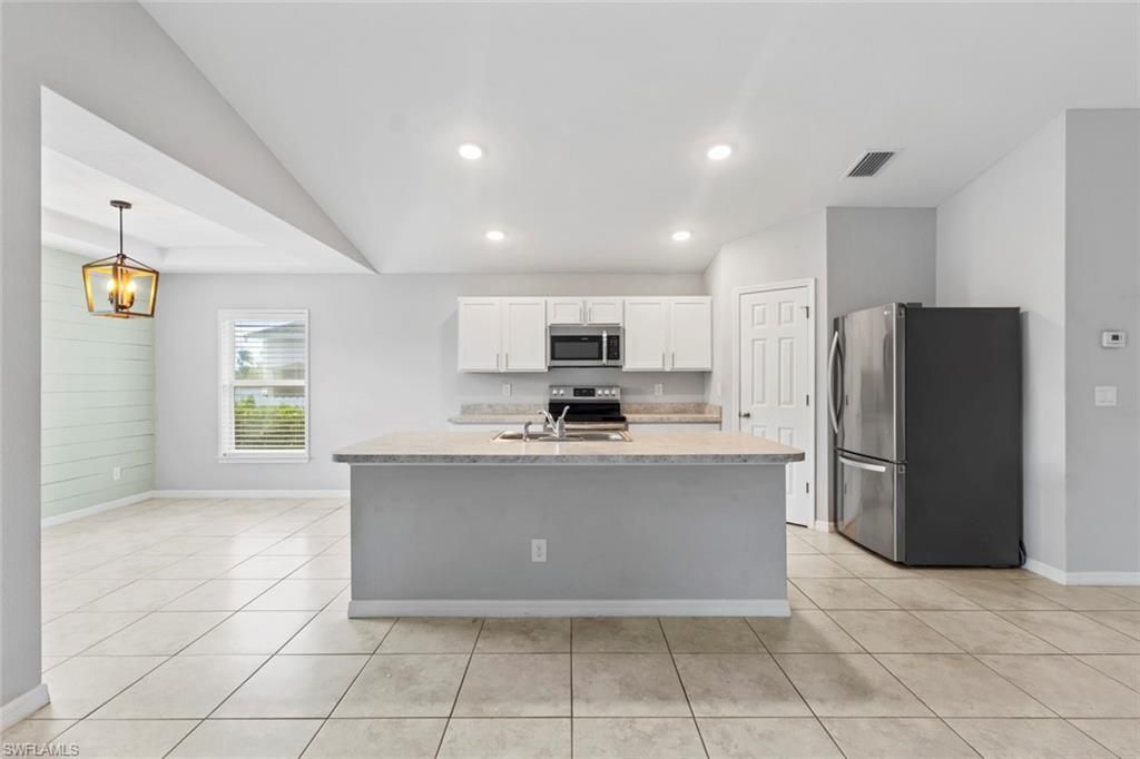 1319 NW 14th Pl, Cape Coral, FL 33993 Photo