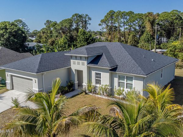 951 Sareta Street SE , Palm Bay, FL 32909