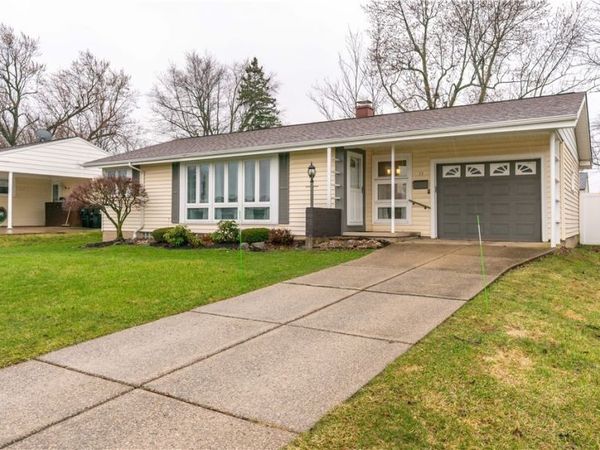 72 Saint Amelia Drive , Tonawanda, NY 14150
