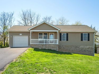 295 TANAGER LN, ELKTON, VA 22827