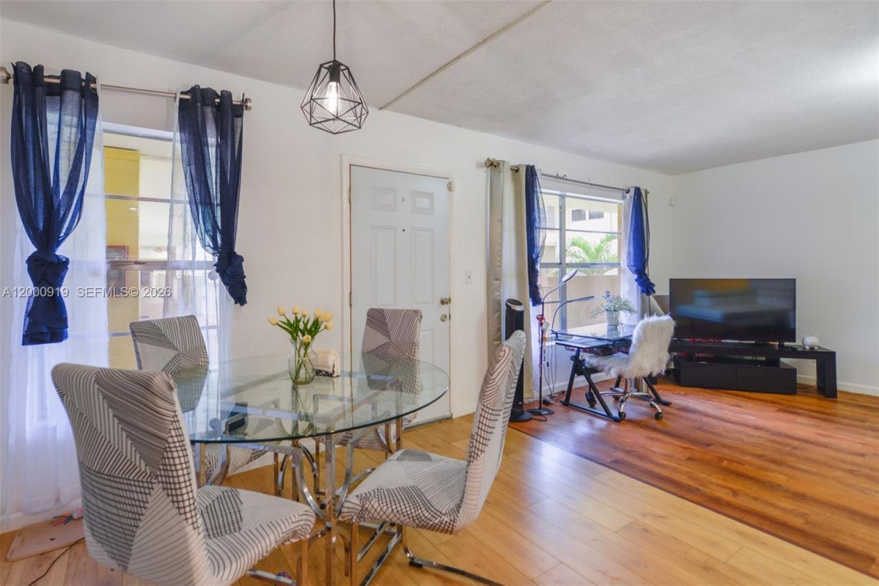 3071 NW 47th Ter, Unit 227, Lauderdale Lakes, FL 33313 Photo