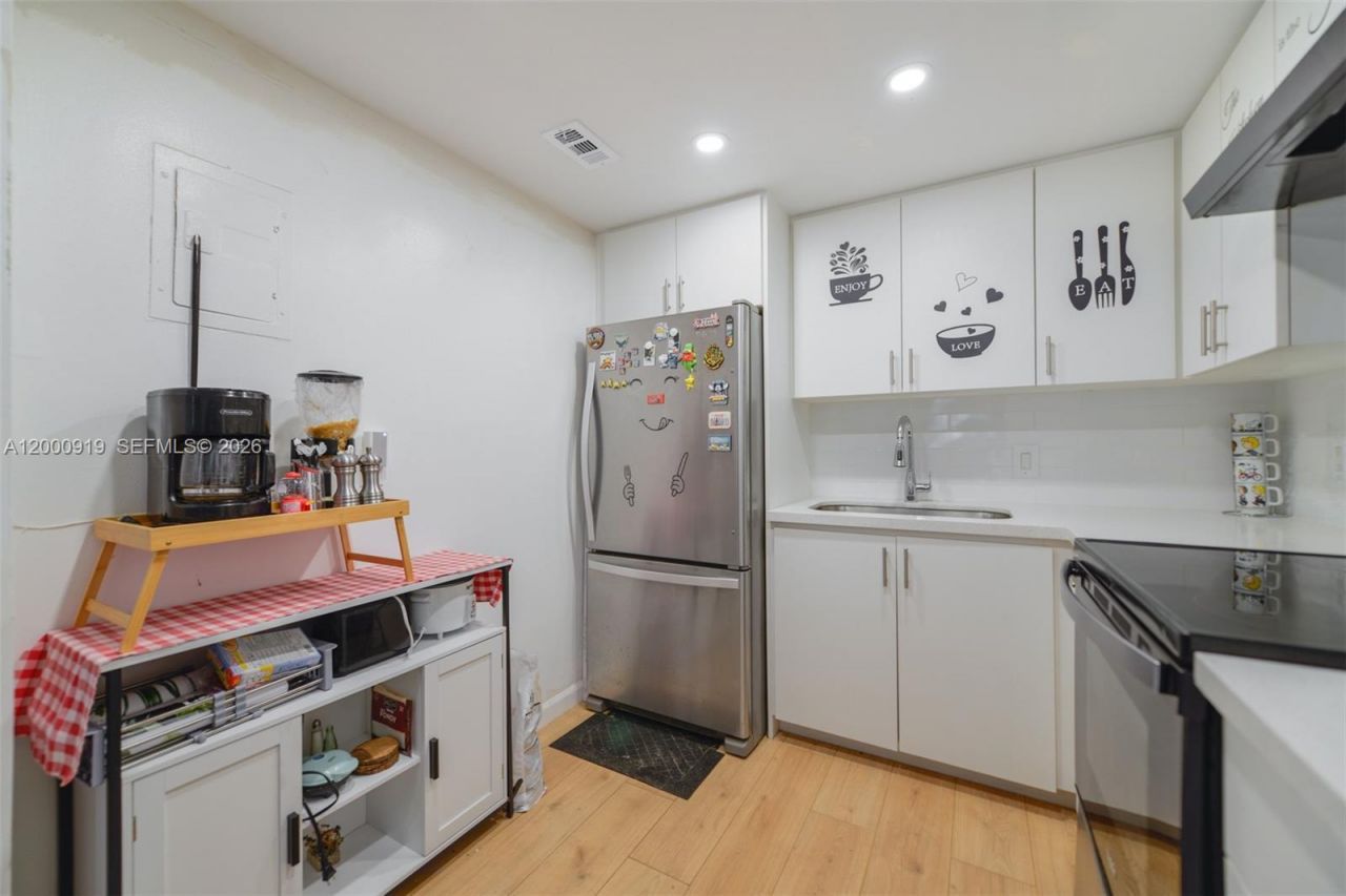 3071 NW 47th Ter, Unit 227, Lauderdale Lakes, FL 33313 Photo