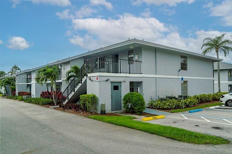 905 Southridge Rd, Unit 104C, Delray Beach, FL 33444 Photo