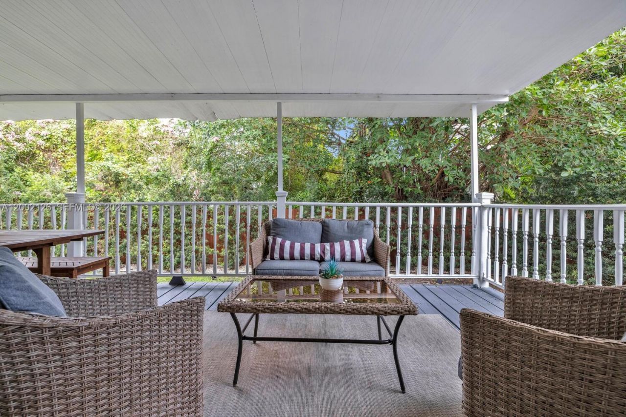 1031 NE Little River Dr, Unit 1031, Miami, FL 33138 Photo