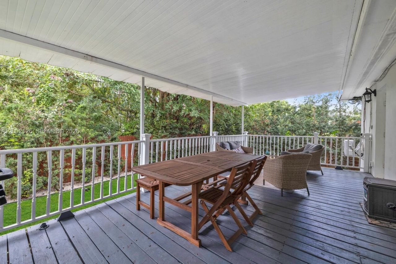 1031 NE Little River Dr, Unit 1031, Miami, FL 33138 Photo