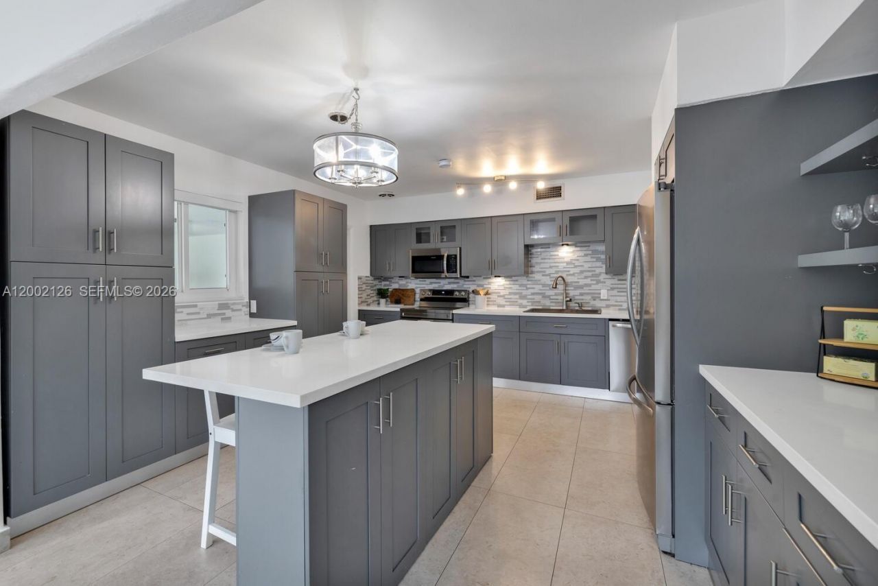 1031 NE Little River Dr, Unit 1031, Miami, FL 33138 Photo