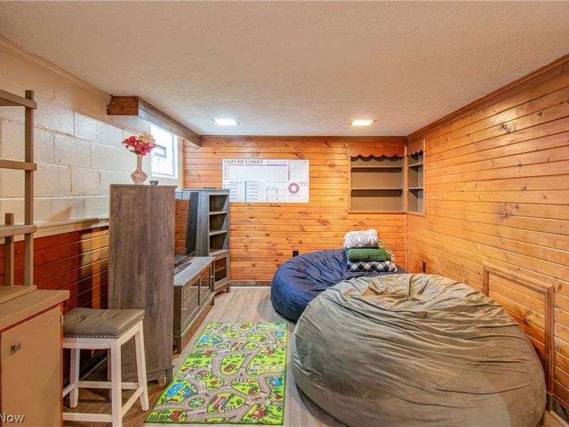 2447 24th Street, Cuyahoga Falls, OH 44223 Photo 22