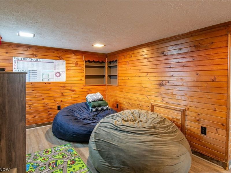 2447 24th Street, Cuyahoga Falls, OH 44223 Photo 24