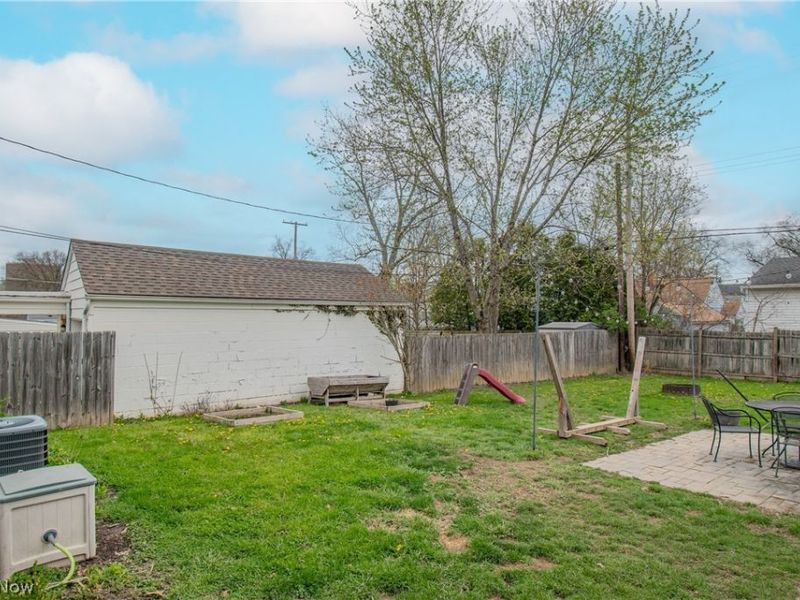 2447 24th Street, Cuyahoga Falls, OH 44223 Photo 27