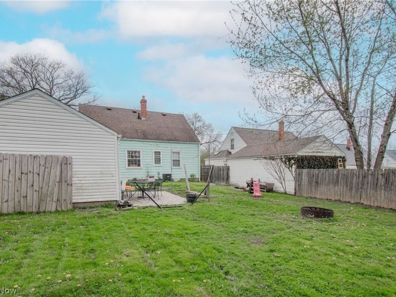 2447 24th Street, Cuyahoga Falls, OH 44223 Photo 29