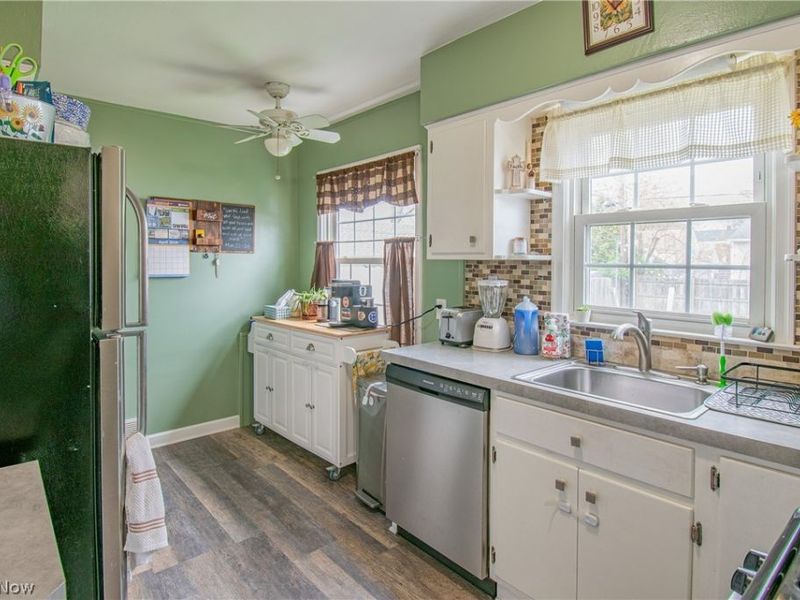 2447 24th Street, Cuyahoga Falls, OH 44223 Photo 7