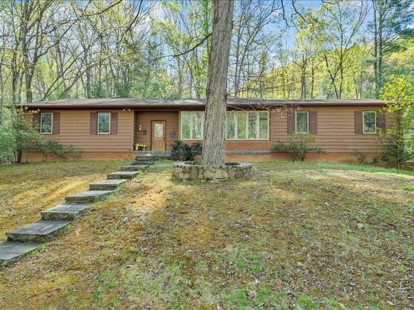3878 Harborwood RD , Salem, VA 24153