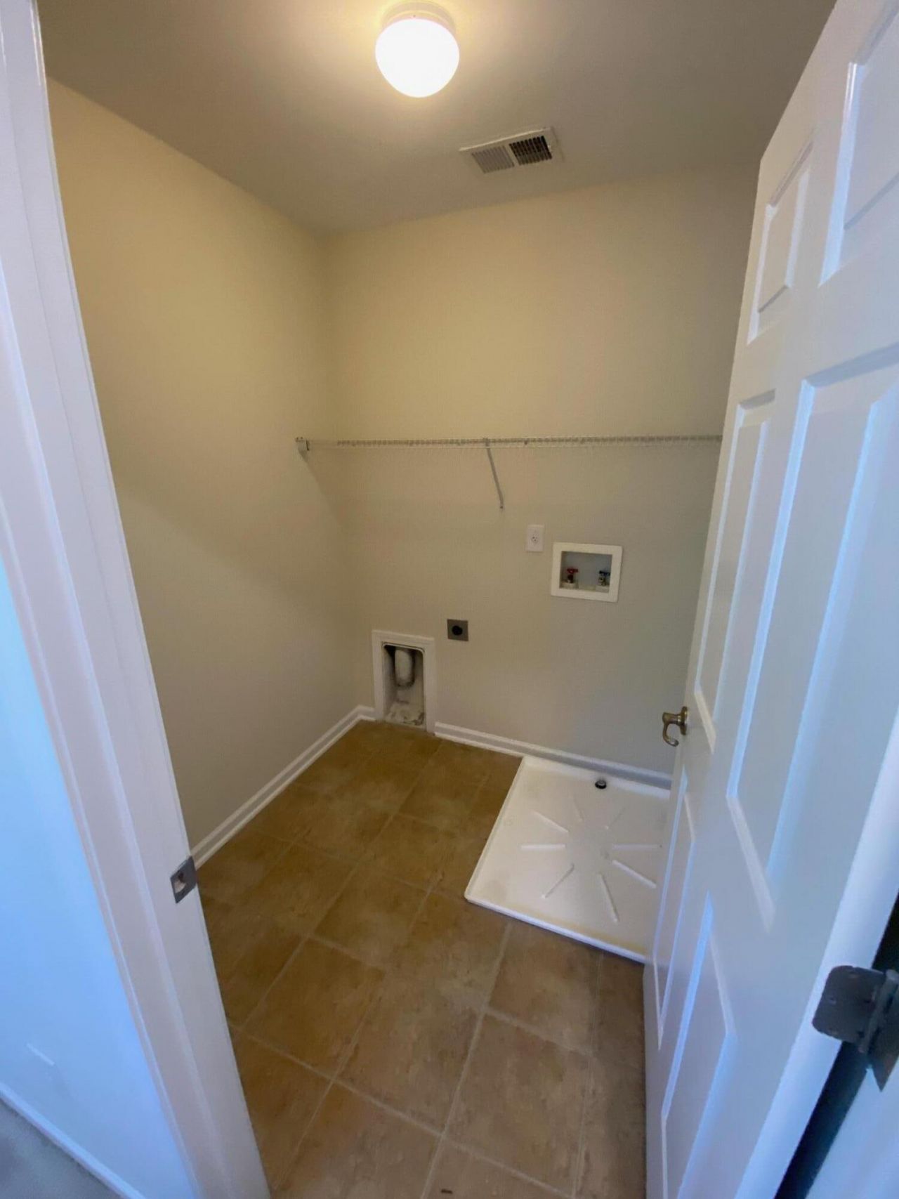 1307 Basketweaver Way Photo 14