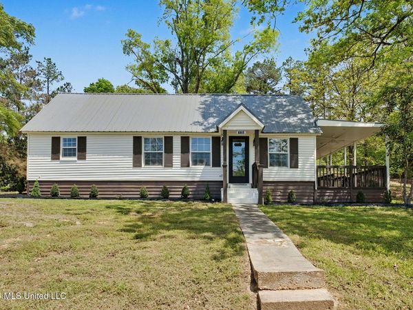 7123 Church Street, Potts Camp, MS 38659
