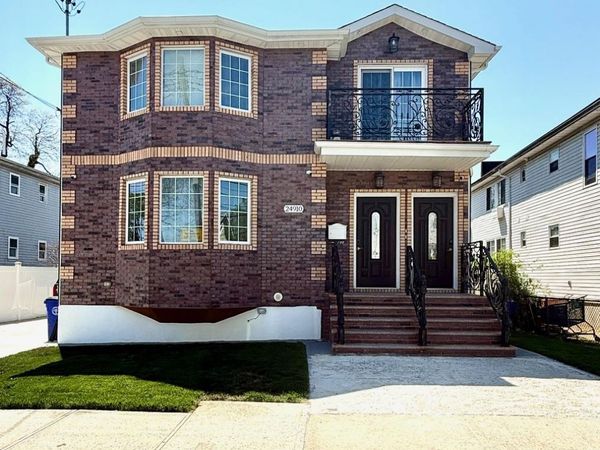 24910 139th Avenue, Unit 1, Rosedale, NY 11422