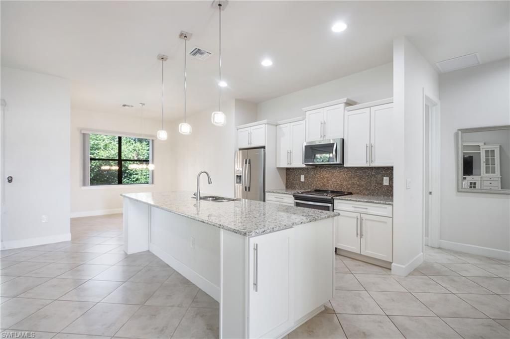 9074 Triangle Palm Ln, Fort Myers, FL 33913 Photo