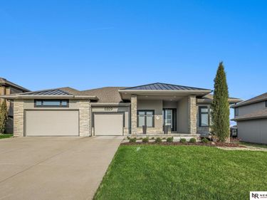 10809 S 186th Avenue , Omaha, NE 68136