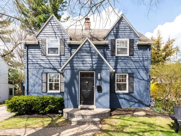 1605 E Stadium Boulevard, Ann Arbor, MI 48104