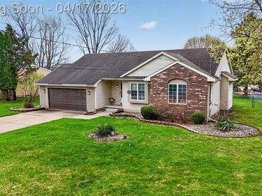 1011 Montreux Drive, DeWitt, MI 48820