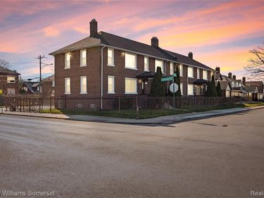 13660 Ohio Street, Detroit, MI 48238