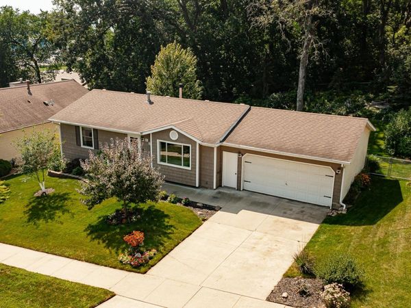22 23rd Street SW, Rochester, MN 55902