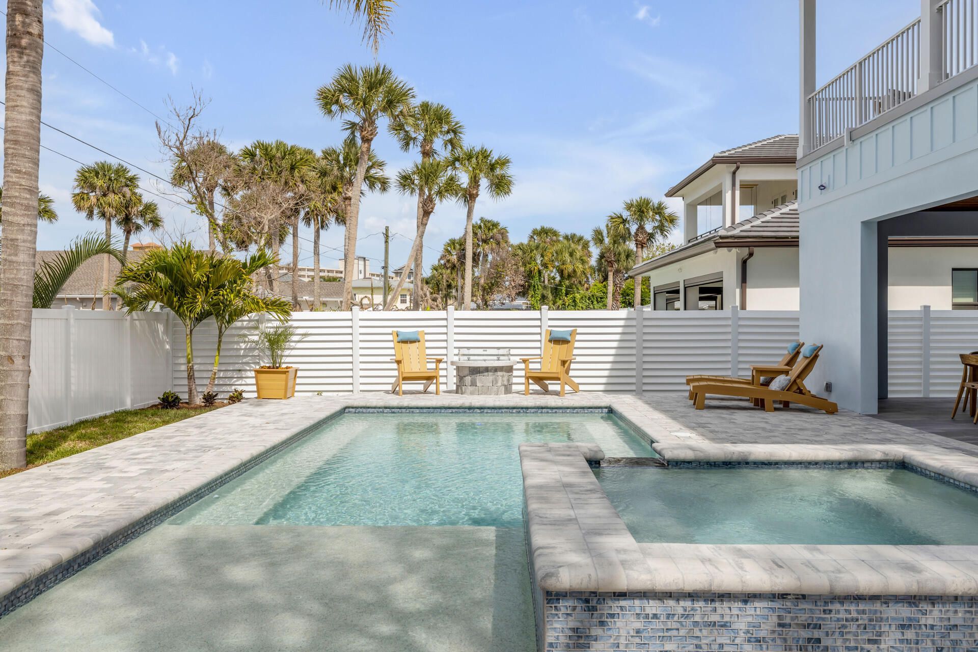 210 Due East Street, New Smyrna Beach, FL 32169 Photo