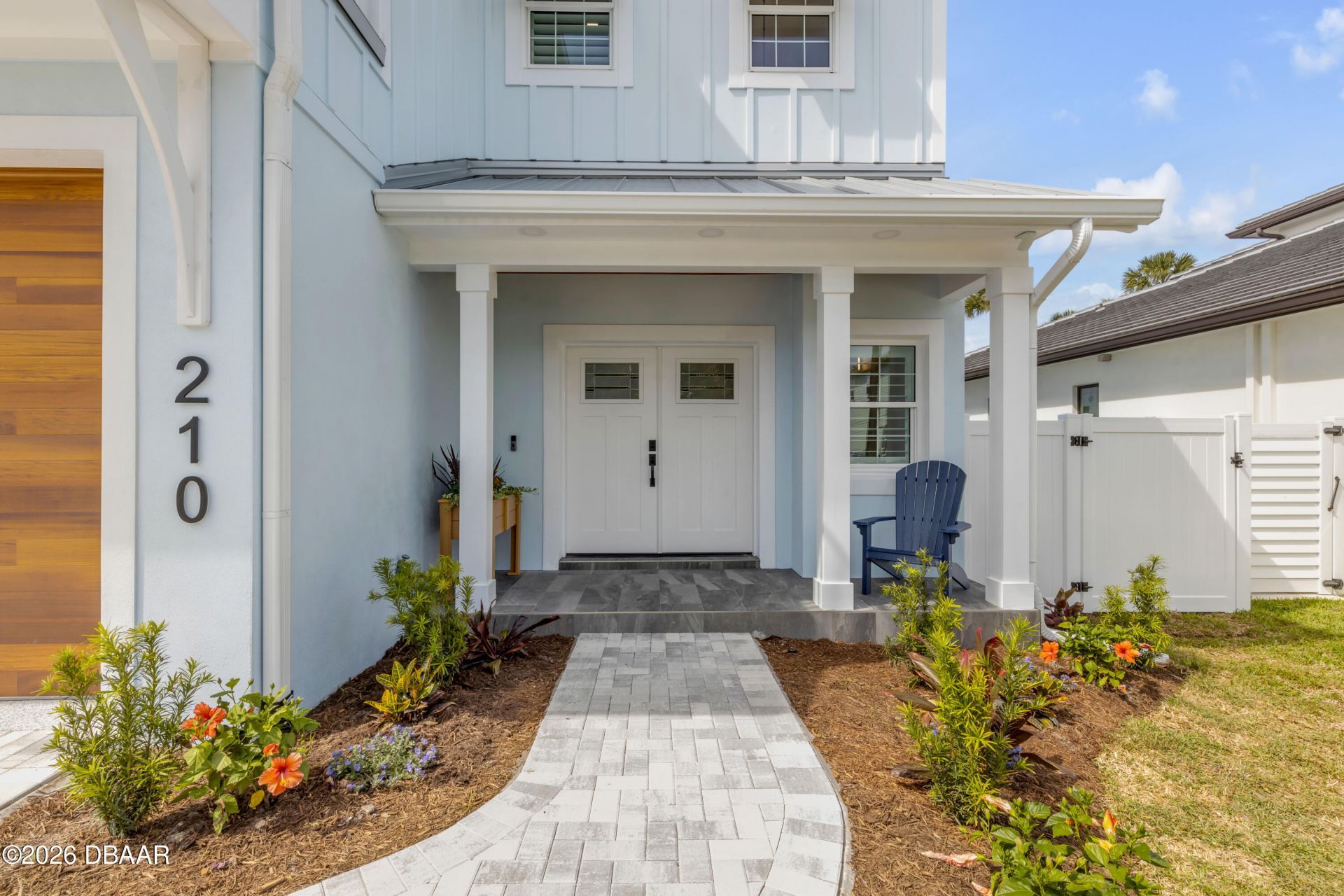 210 Due East Street, New Smyrna Beach, FL 32169 Photo
