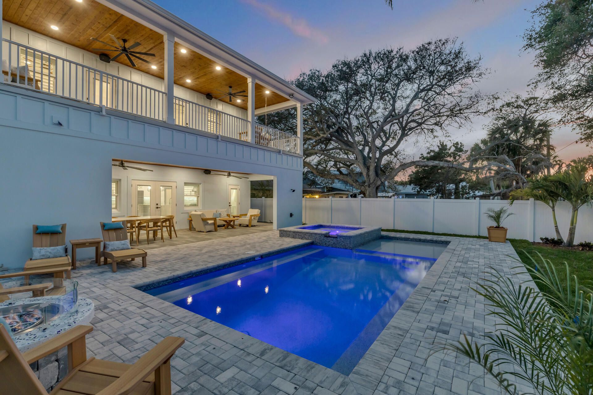 210 Due East Street, New Smyrna Beach, FL 32169 Photo