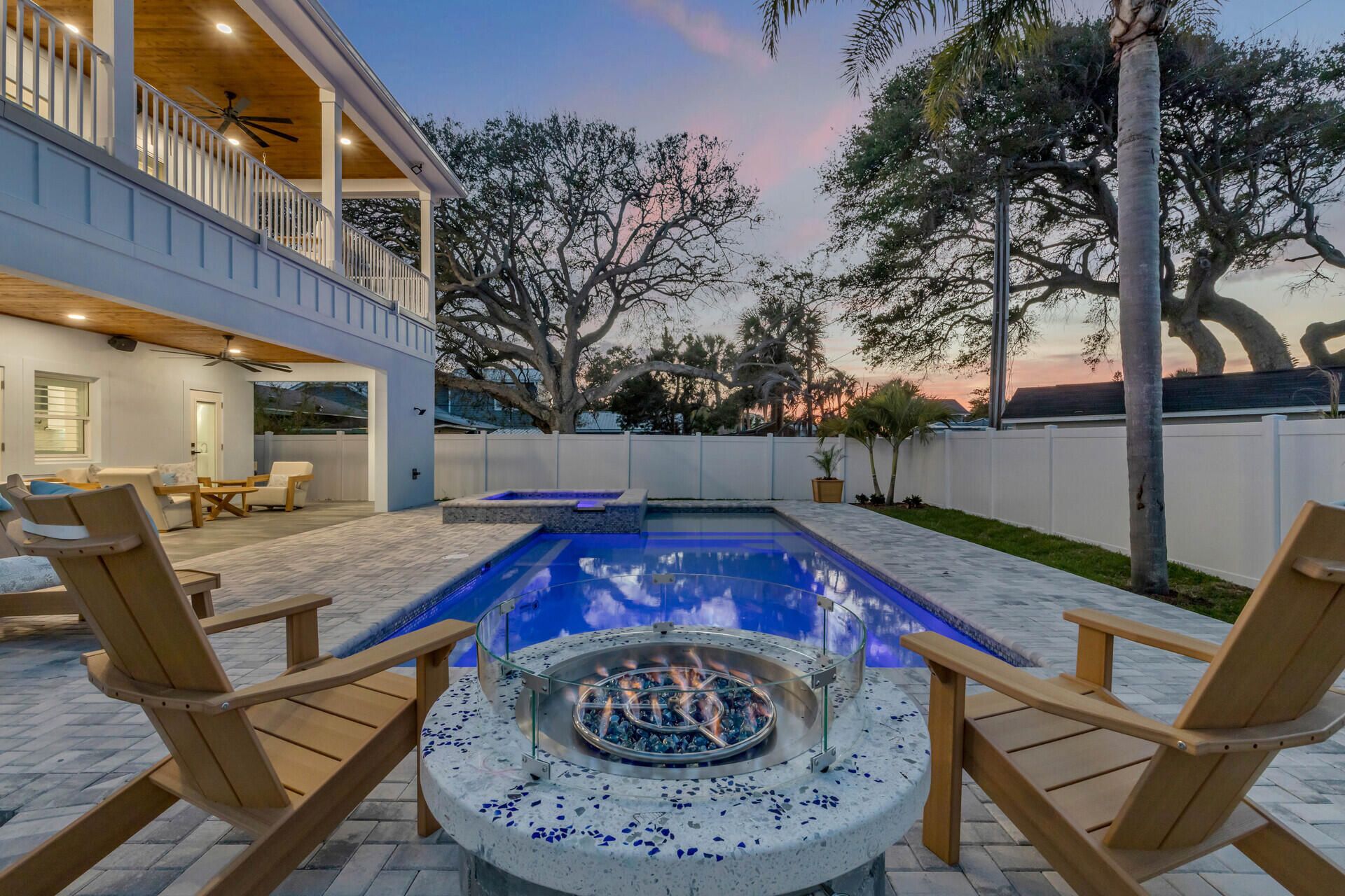 210 Due East Street, New Smyrna Beach, FL 32169 Photo