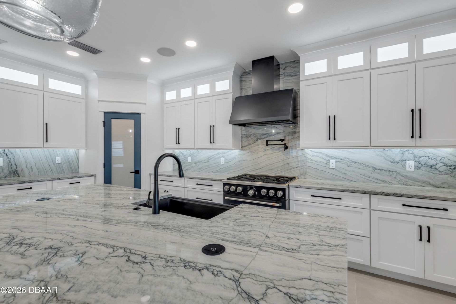 210 Due East Street, New Smyrna Beach, FL 32169 Photo