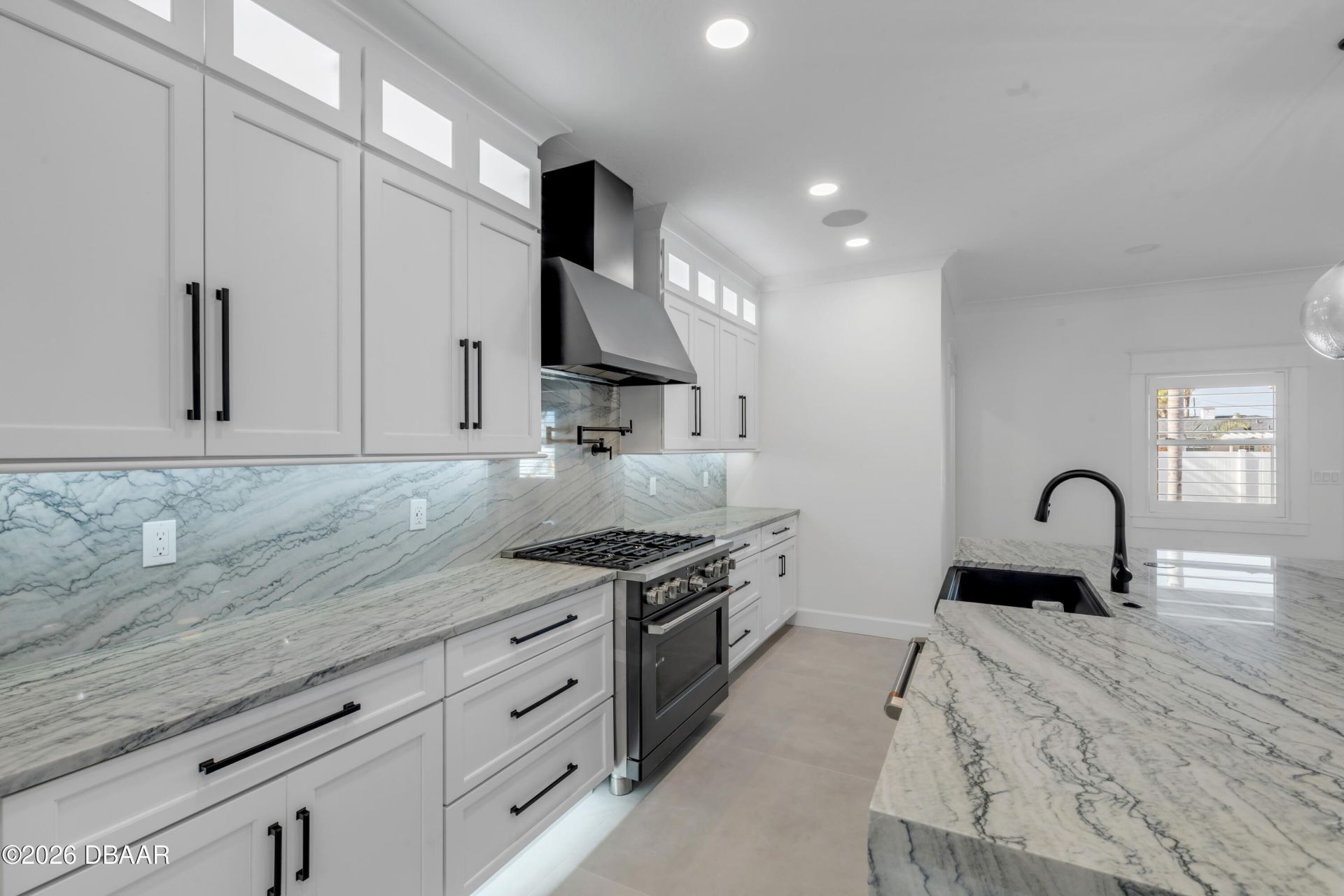 210 Due East Street, New Smyrna Beach, FL 32169 Photo