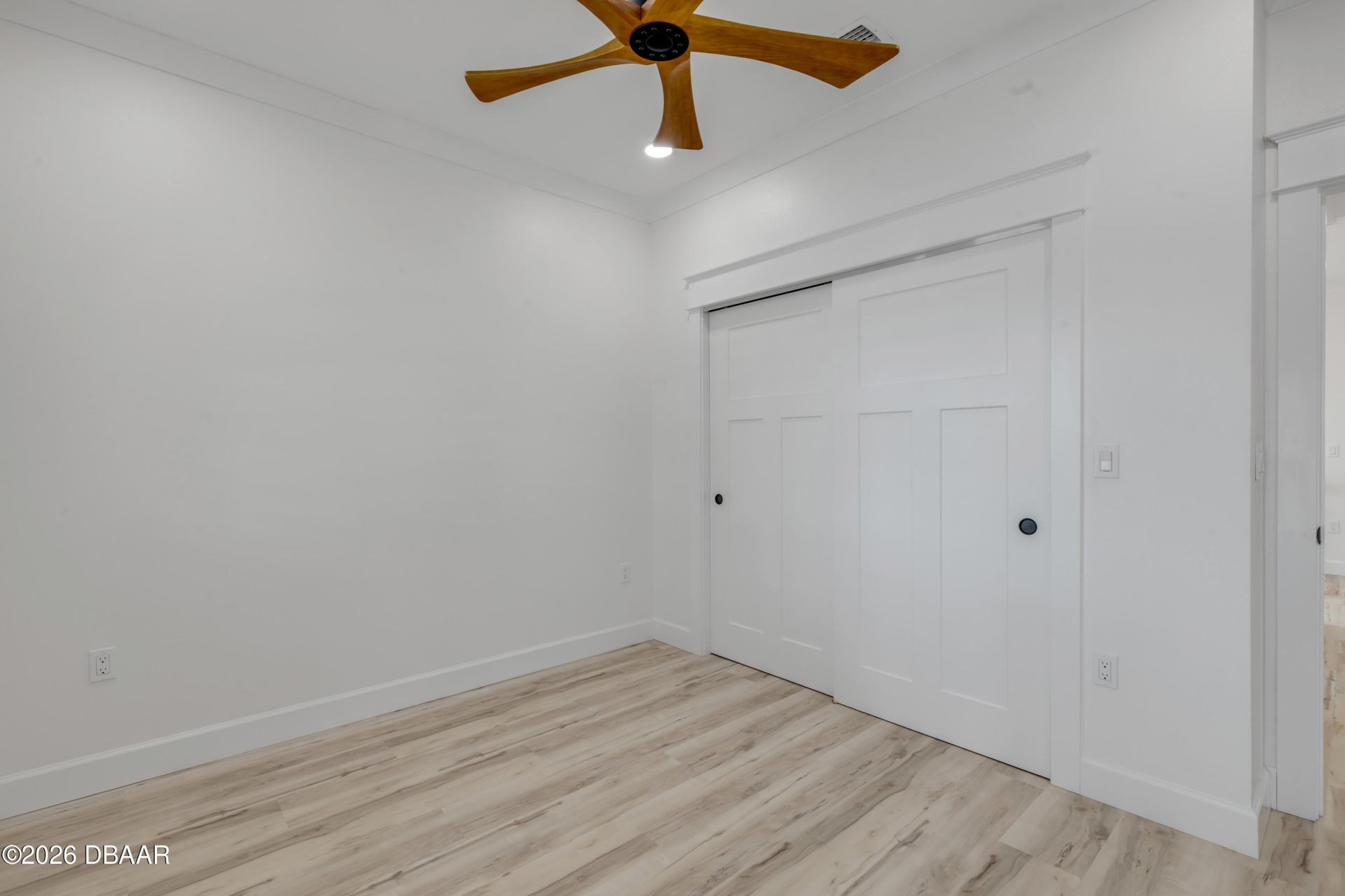 210 Due East Street, New Smyrna Beach, FL 32169 Photo