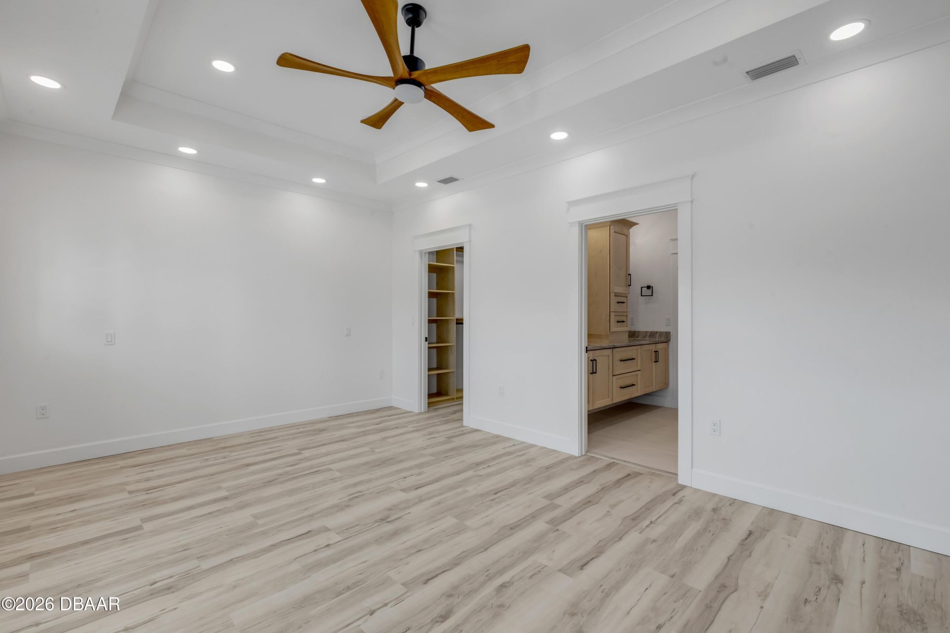 210 Due East Street, New Smyrna Beach, FL 32169 Photo