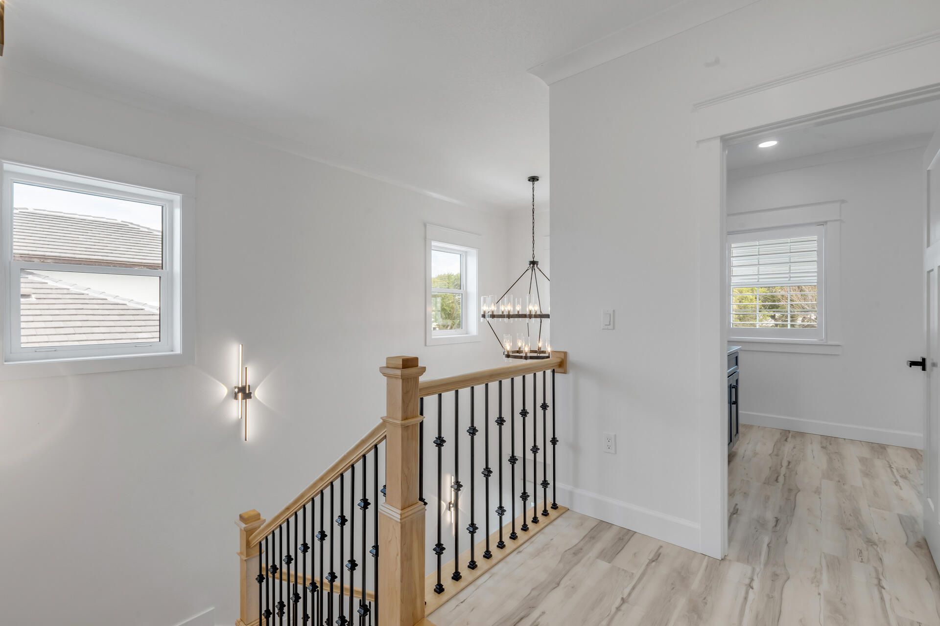 210 Due East Street, New Smyrna Beach, FL 32169 Photo