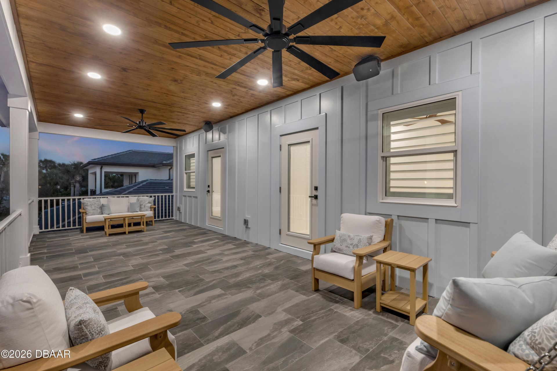 210 Due East Street, New Smyrna Beach, FL 32169 Photo