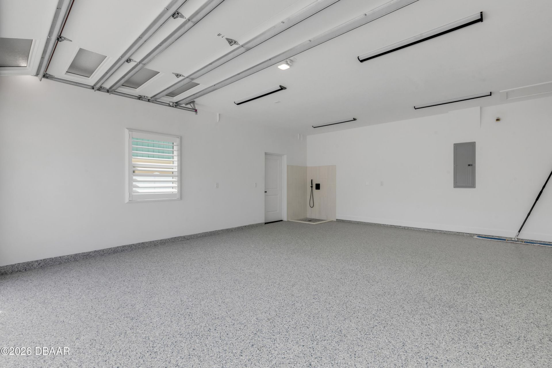 210 Due East Street, New Smyrna Beach, FL 32169 Photo