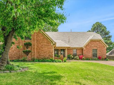 8529 BUCKHURST RD, Memphis, TN 38016