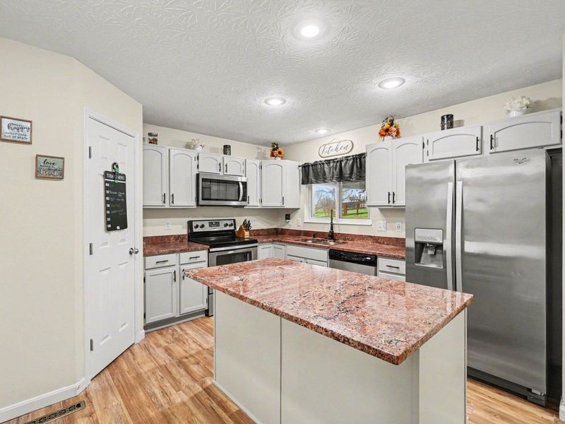 7004 Running Fox Court, Florence, KY 41042 Photo 6