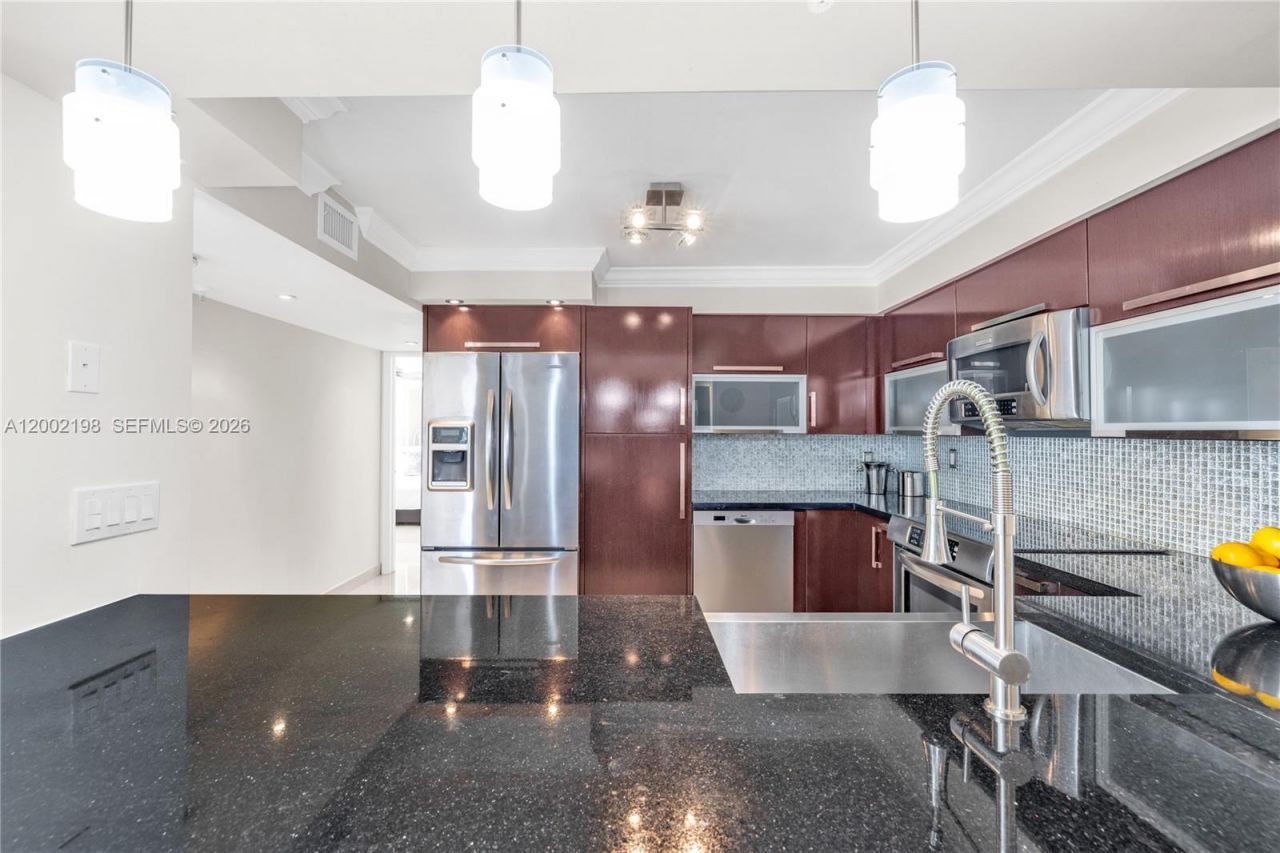 1623 Collins Ave, Unit 418, Miami Beach, FL 33139 Photo