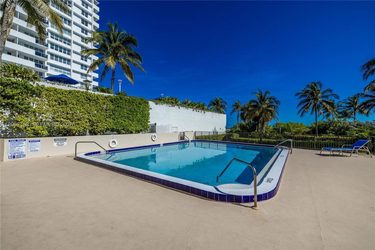 1623 Collins Ave, Unit 418, Miami Beach, FL 33139 Photo