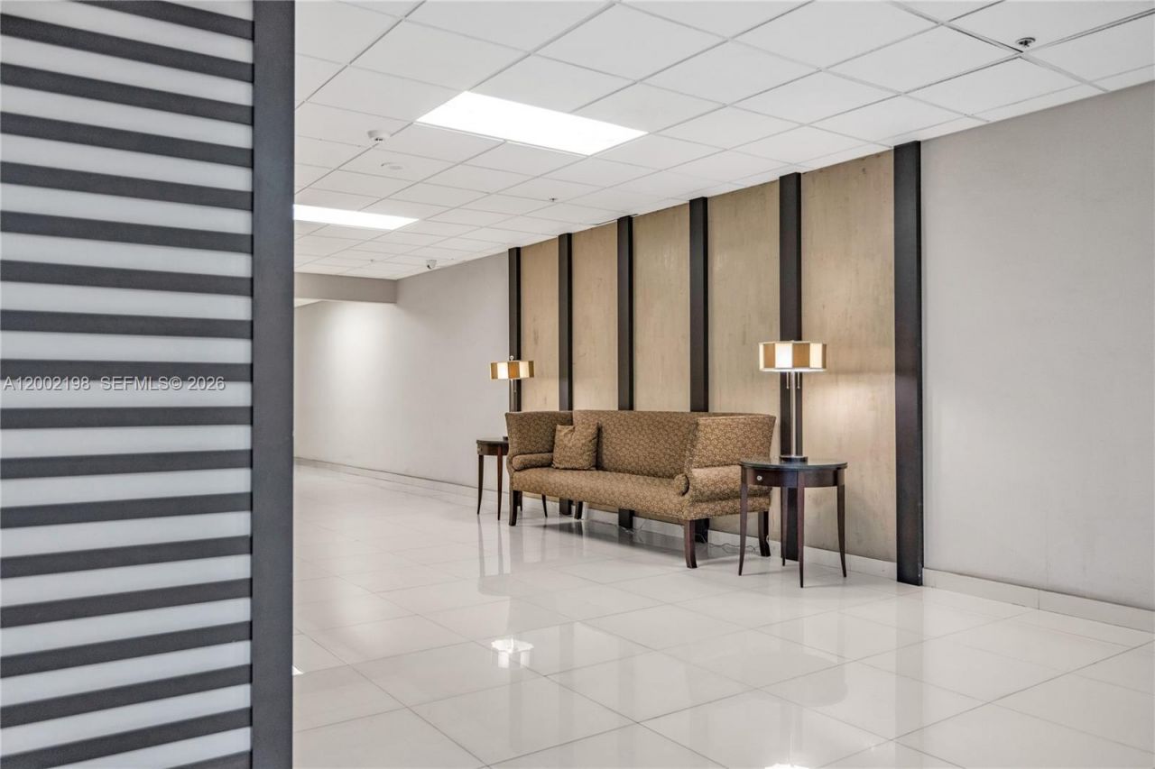 1623 Collins Ave, Unit 418, Miami Beach, FL 33139 Photo