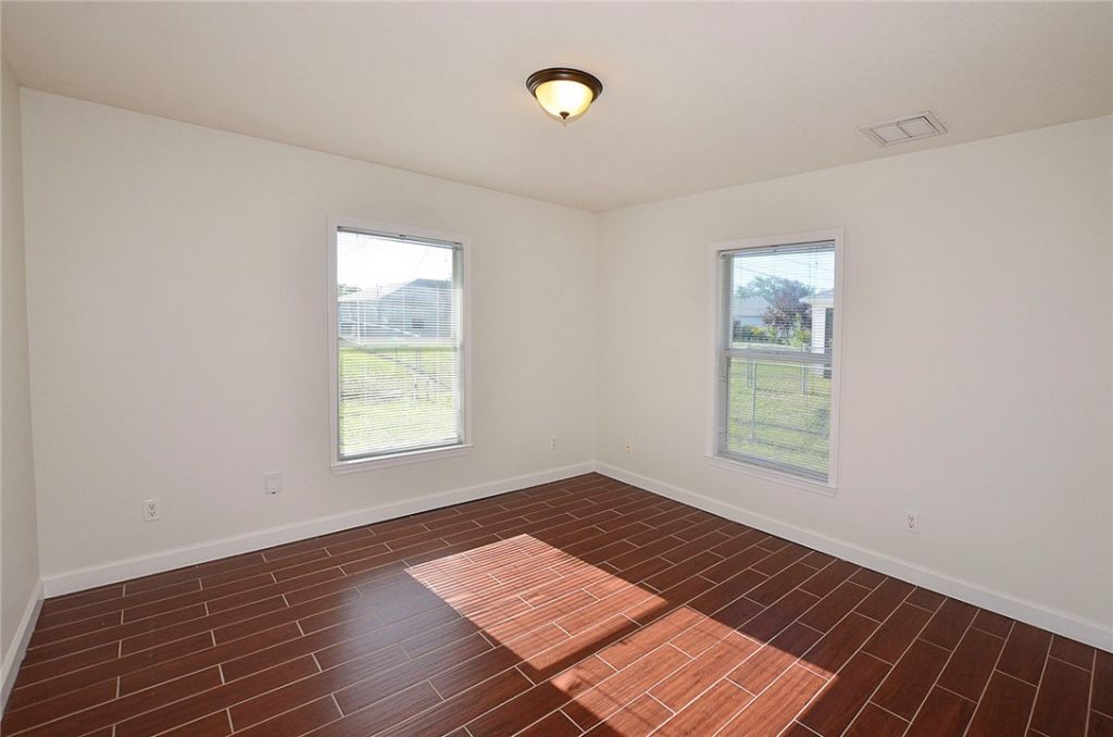 8255 102nd Avenue, Vero Beach, FL 32967 Photo