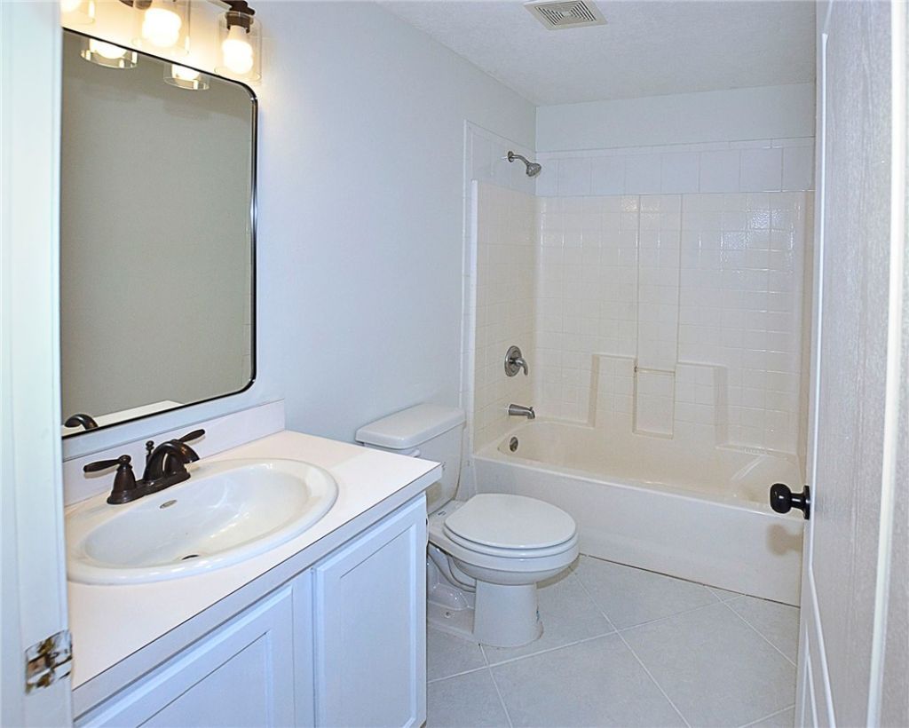 8255 102nd Avenue, Vero Beach, FL 32967 Photo