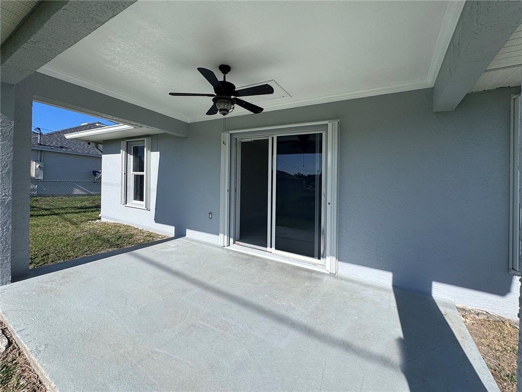 8255 102nd Avenue, Vero Beach, FL 32967 Photo